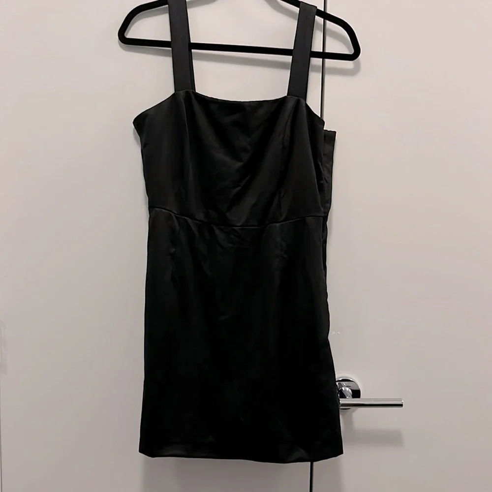 WILFRED ROSEMOND DRESS BLACK - Picture 6 of 12